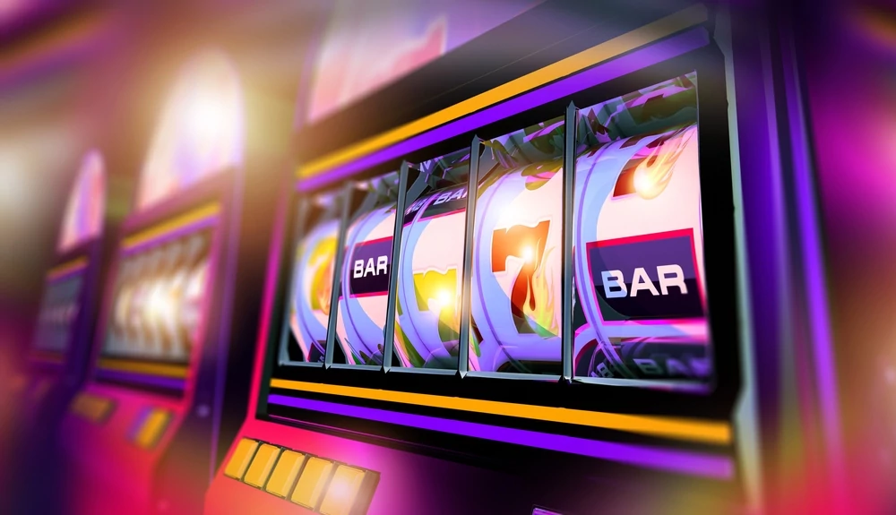 Höhere Einsatzlimits bei Spielautomaten Online möglich (Quelle: Shutterstock.com / Virrage Images)