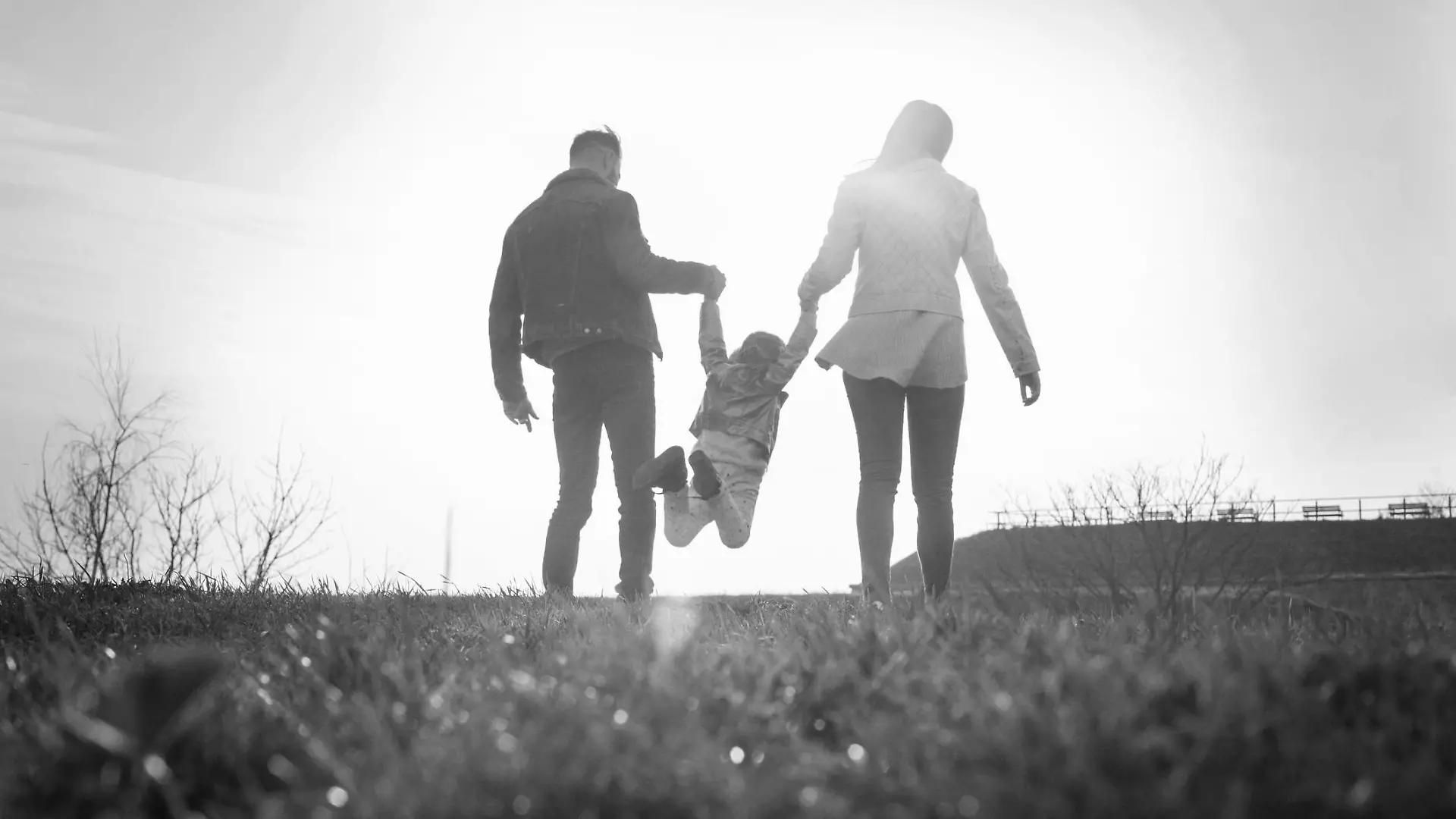 Ehepaar gibt adoptiertes Kind nach vier Wochen zurück