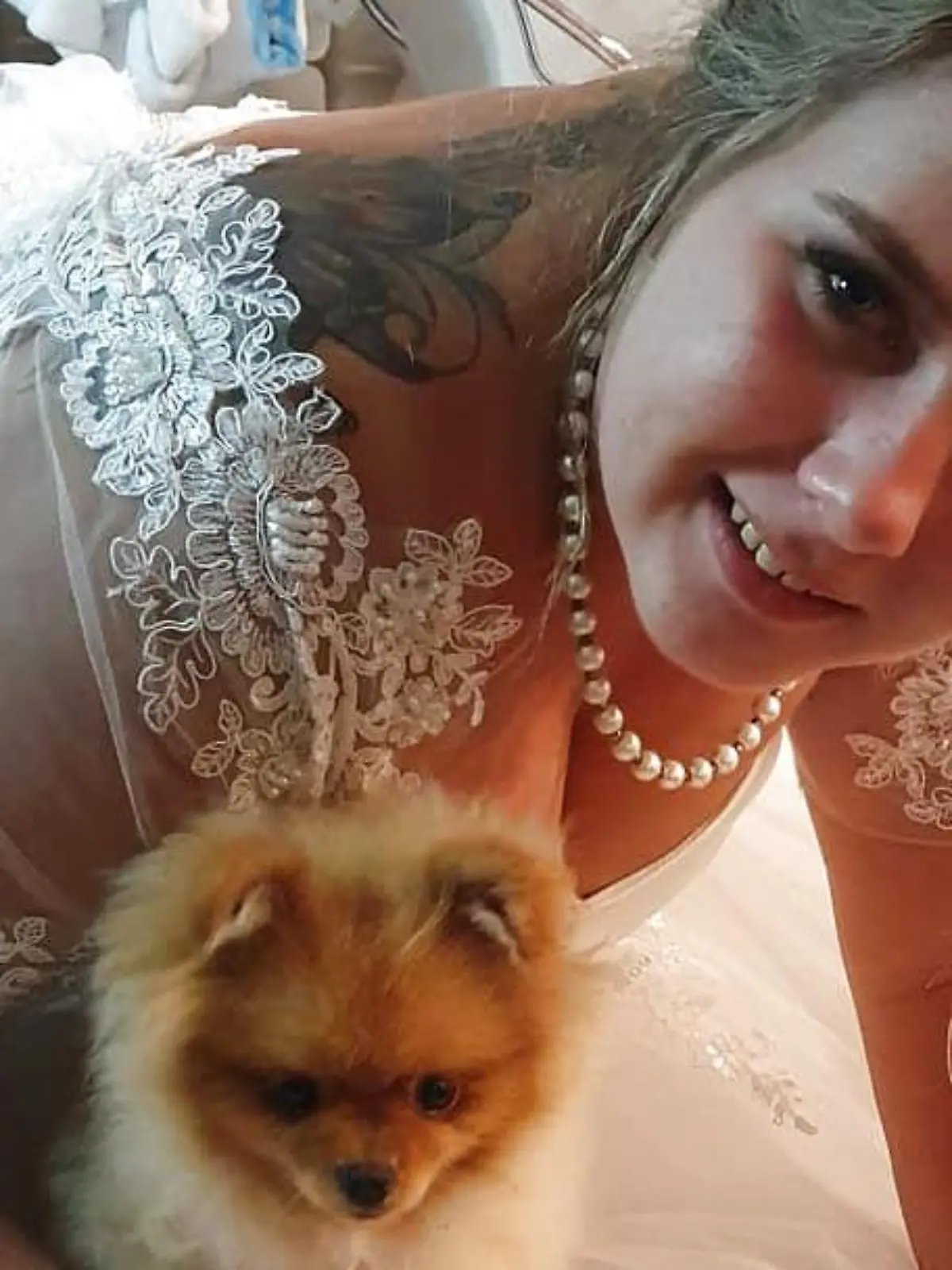 Sarafina Wollny und ihr Zwergspitz Feivel