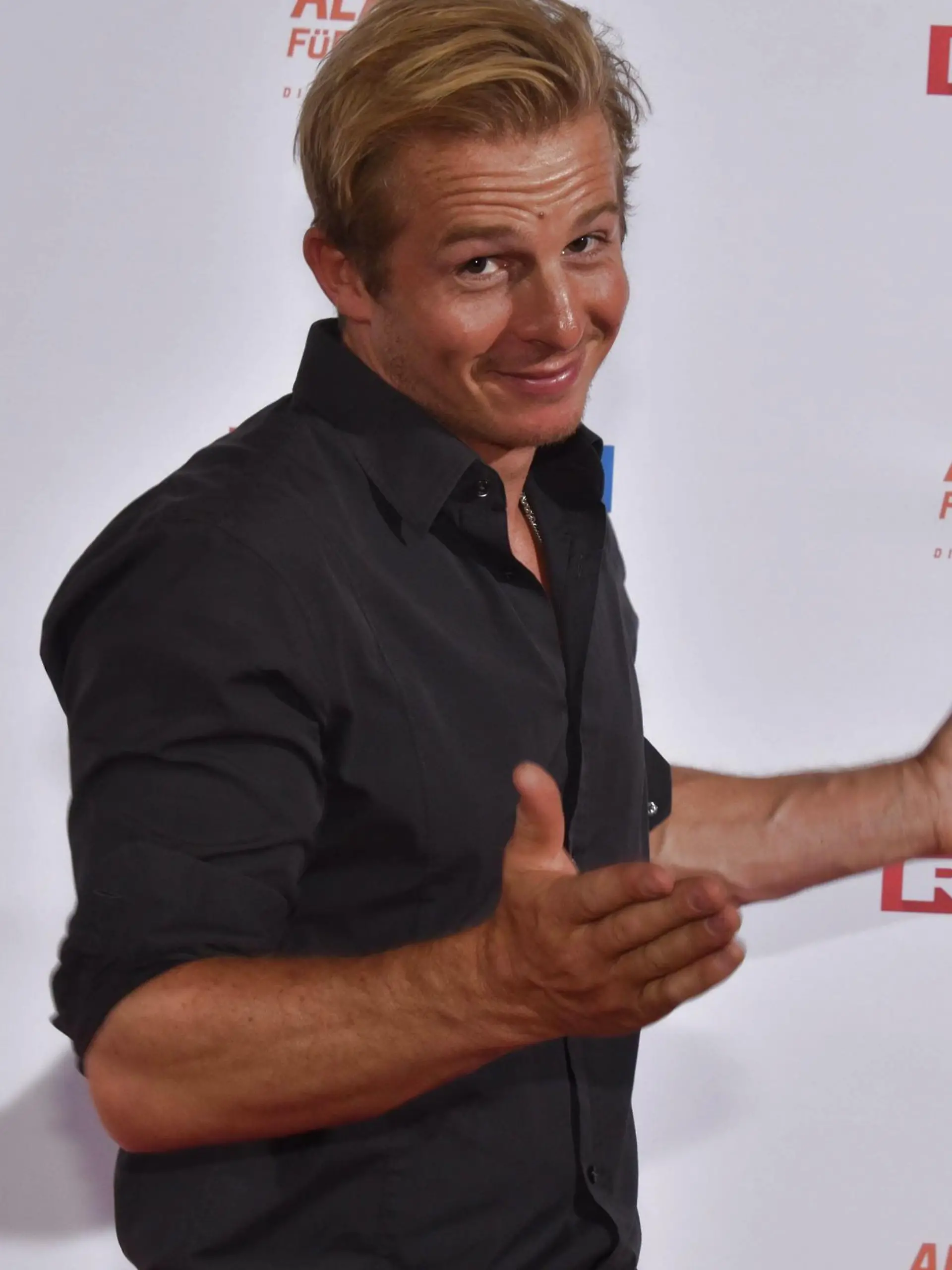  Schauspieler Daniel Roesner kommt am 11.09.2018 in Köln zum exklusiven Fan Preview der Auftakt der neuen Staffel der RTL Actionserie Alarm für Cobra 11 *** Actor Daniel Roesner arrives on 11.09.208 in Cologne for the exclusive fan preview of the start of the new season of the RTL action series Alarm für Cobra 11