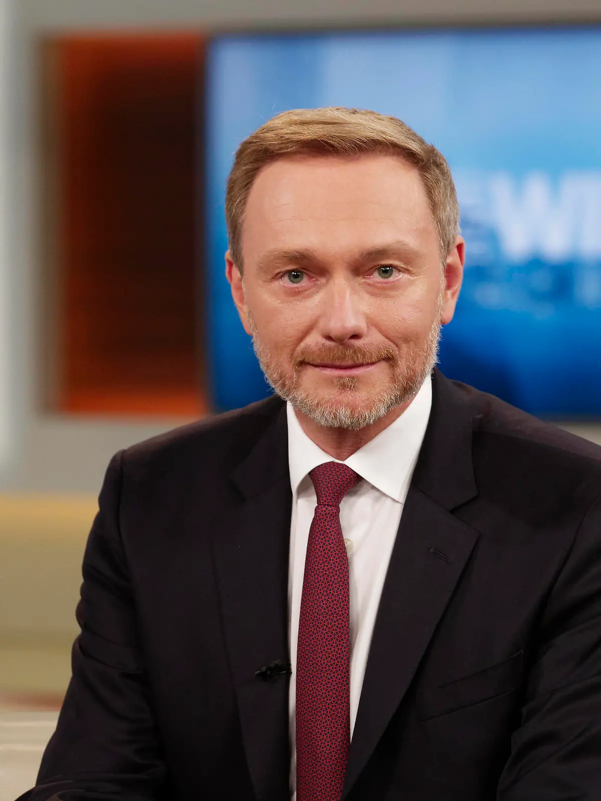  Christian Lindner bei Anne Will 2022-09-25, Deutschland, Berlin. Christian Lindner FDP, Bundesfinanzminister, zu Gast bei Anne Will im Ersten Deutschen Fernsehen. Thema der ARD-Politiktalkrunde: Niemand soll im Winter frieren oder hungern müssen - Kann die Regierung dieses Versprechen halten *** Christian Lindner at Anne Will 2022 09 25, Germany, Berlin Christian Lindner FDP , Federal Minister of Finance, as a guest at Anne Will in the First German Television Topic of the ARD Politiktalkrunde No one should have to freeze or starve in winter Can the government keep this promise