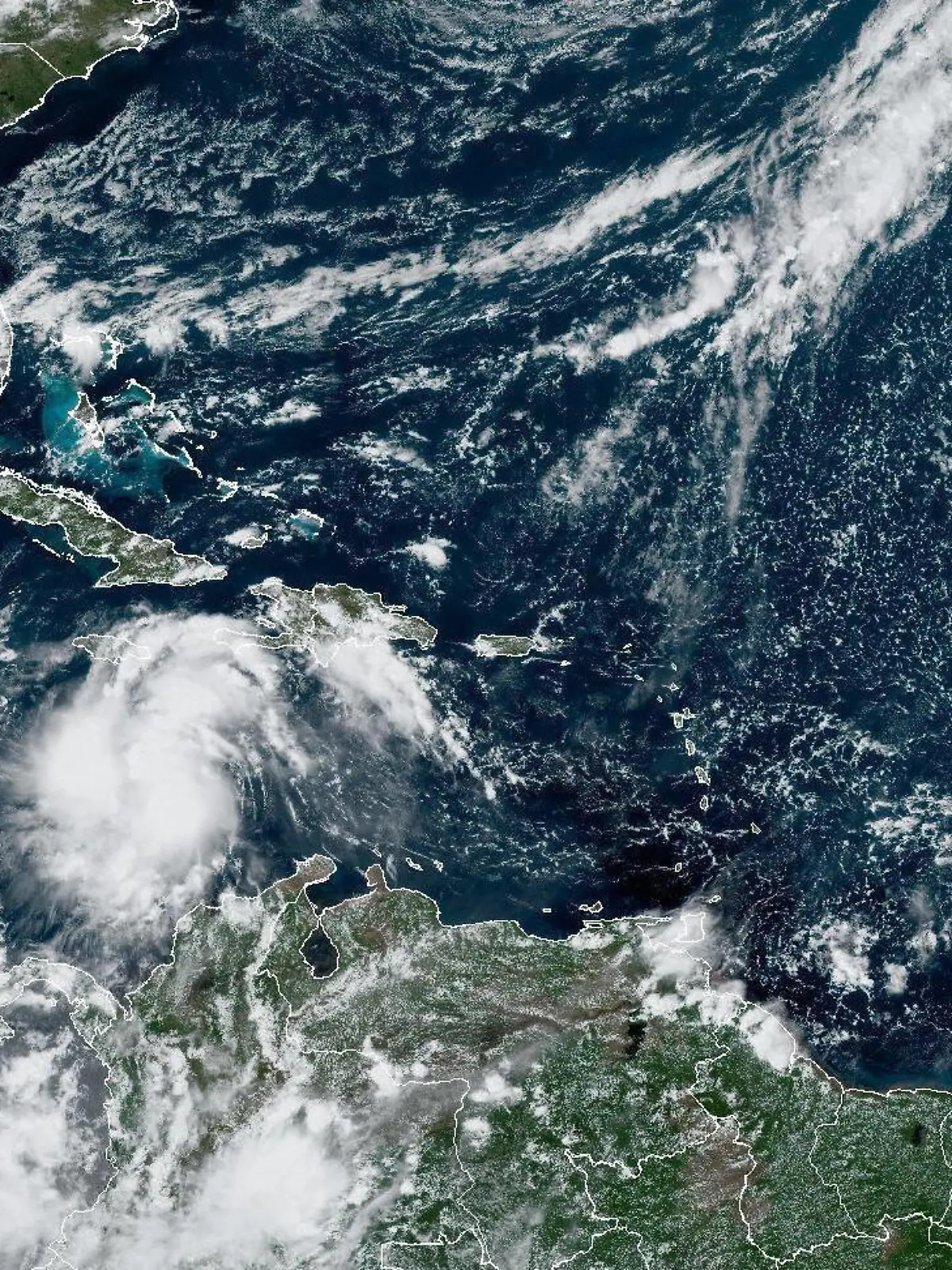  September 24, 2022, Atlantic Ocean: Officials in the Caribbean and Florida are warning residents to prepare for the arrival of Tropical Storm Ian, an intensifying storm that s expected to grow into a hurricane over the weekend. The weather system currently churning southeast of Jamaica was declared a tropical storm Friday night and is projected to hit populated areas with heavy rains and high winds starting Sunday Atlantic Ocean - ZUMAz03_ 20220924_ssa_z03_690 Copyright: xNOAAx