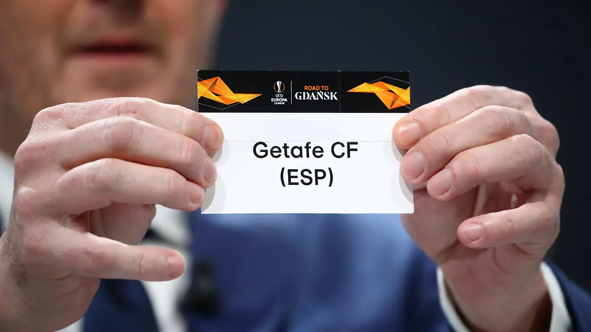 Soccer Football - Europa League - Round of 16 draw - Nyon, Switzerland - February 28, 2020  Europa League Ambassador Dietmar Hamann draws Getafe  REUTERS/Denis Balibouse