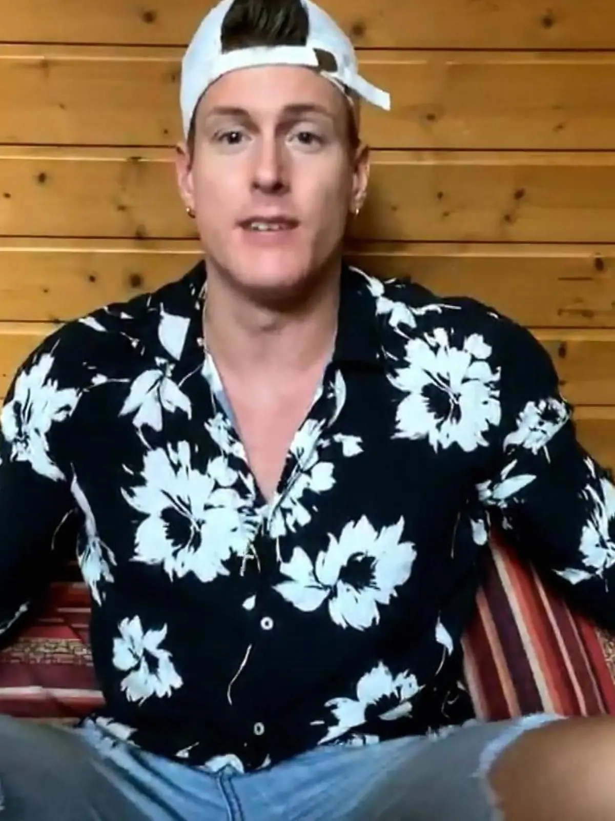 Temptation Island 2020: Calvin wehrt sich gegen Jackys Vorwürfe