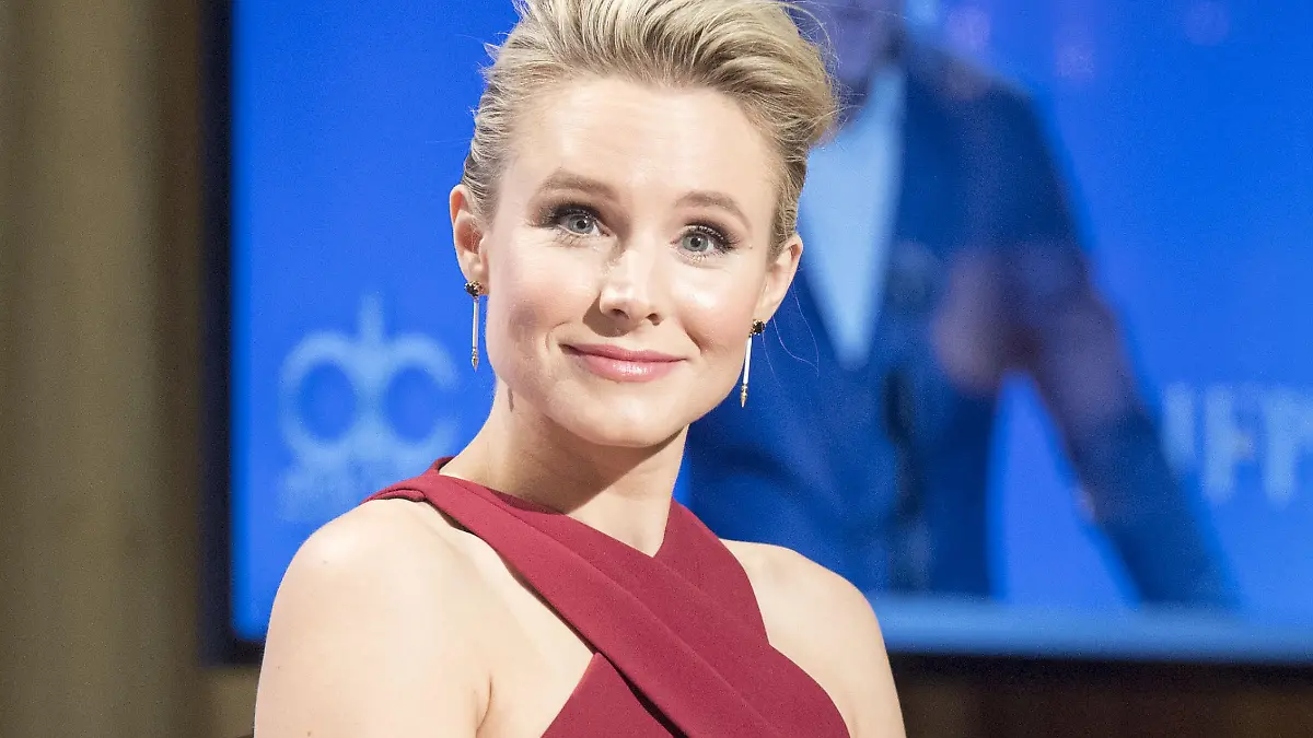 December 11, 2017 - Beverly Hills, California, U.S - KRISTEN BELL------Sharon Stone, Alfre Woodard, Garrett Hedlund and Kristen Bell announced the 75th Annual Golden Globe nominations for 2018 early Monday morning in a live broadcast at the Beverly Hills Hilton.
<P>
Pictured: KRISTEN BELL
<B>Ref: SPL1636323 111217 </B><BR/>
Picture by: Zuma / Splash News<BR/>
</P><P>
<B>Splash News and Pictures</B><BR/>
Los Angeles: 310-821-2666<BR/>
New York: 212-619-2666<BR/>
London: 870-934-2666<BR/>
photodesk@splashnews.com<BR/>
</P>