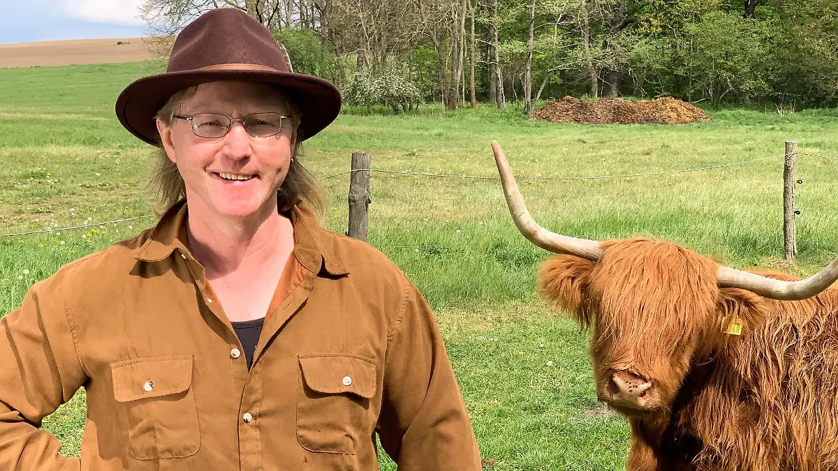 Rinderwirt Lutz (51) aus Sachsen
+++ Die Verwendung des sendungsbezogenen Materials ist nur mit dem Hinweis und Verlinkung auf TVNOW gestattet. +++