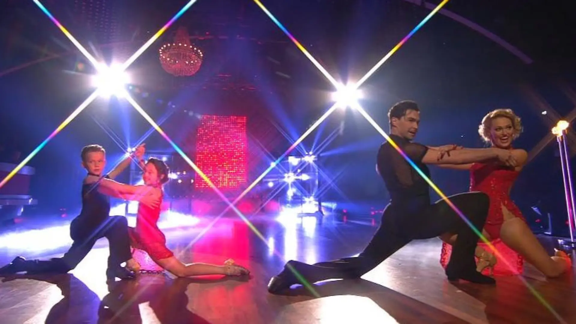 Diese Tanz-Minis zeigen einen starken Tango Kids auf dem "Let's Dance"-Parkett