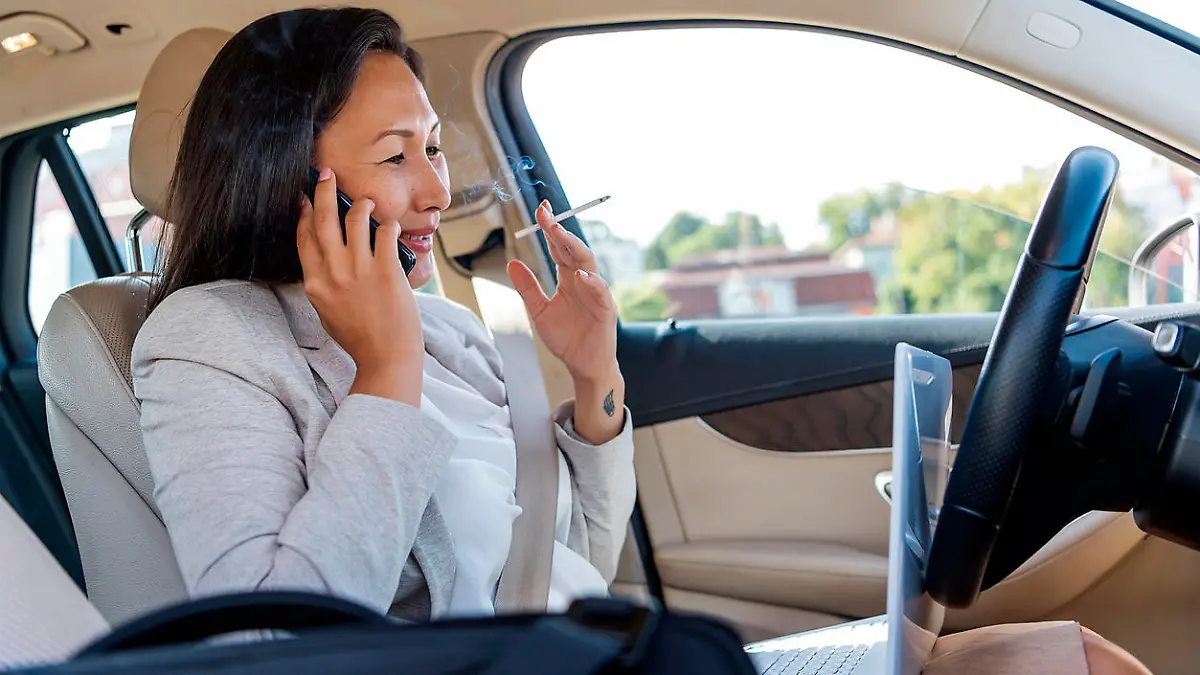 Grundsätzlich ist Rauchen im Auto erlaubt