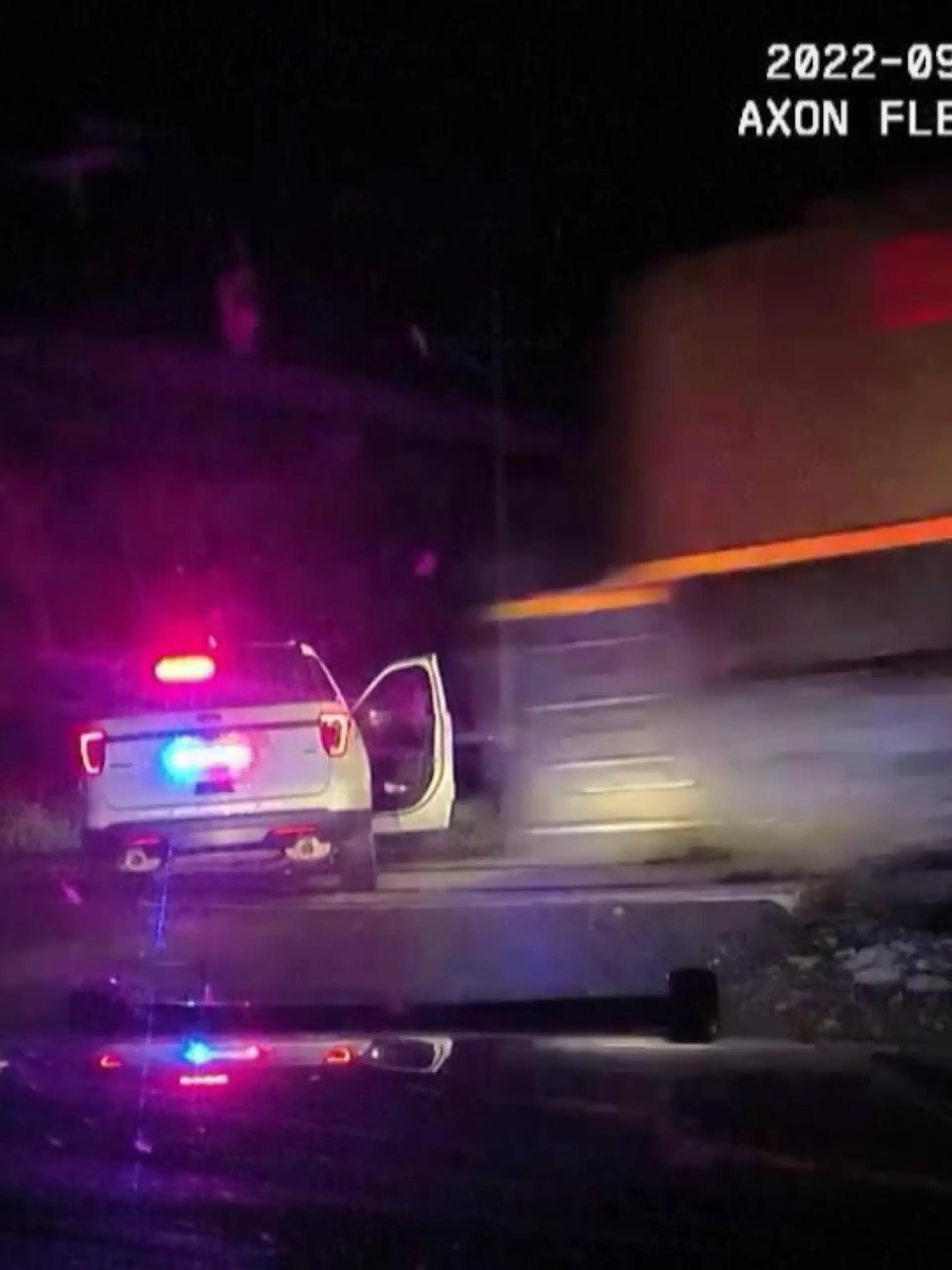 Die Polizei von Colorado hat dieses Überwachungskamera-Material veröffentlicht, welches einen schwerwiegenden Fehler der Polizeiarbeit dokumentiert.