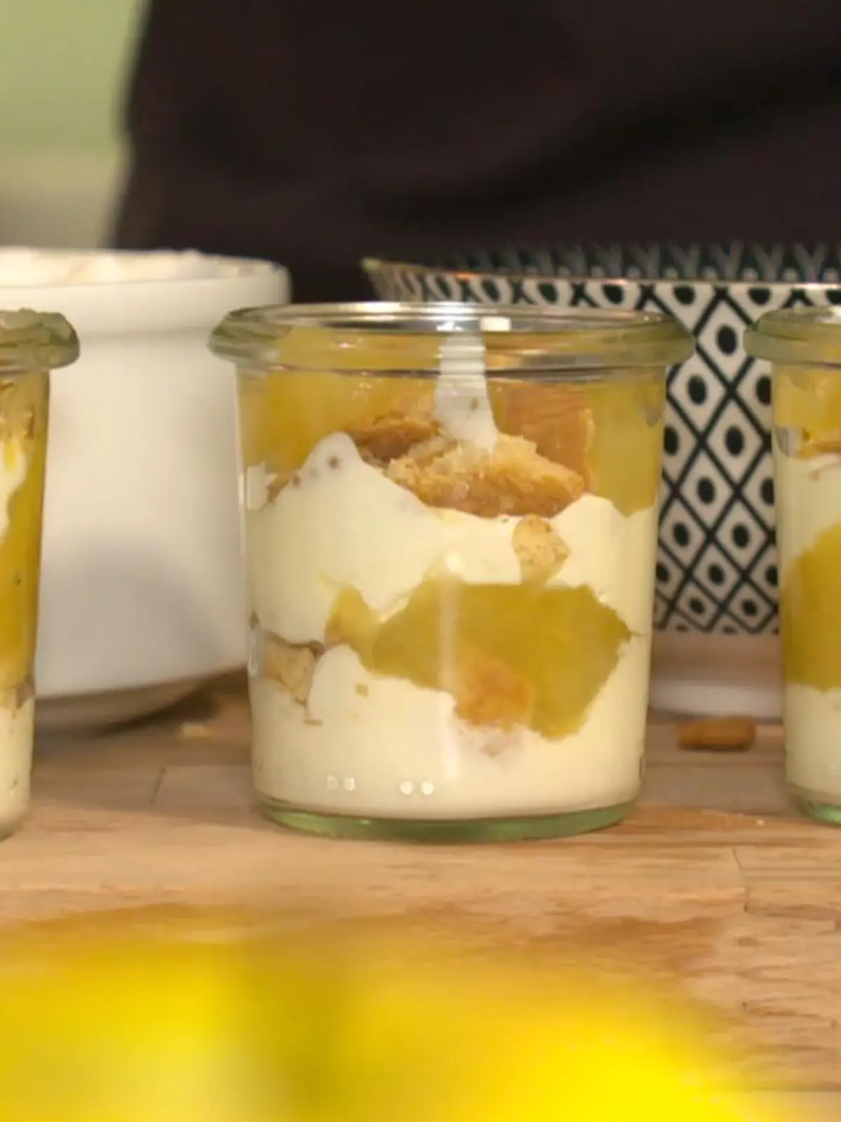 Schneller Apfel-Keks-Joghurt als Dessert.