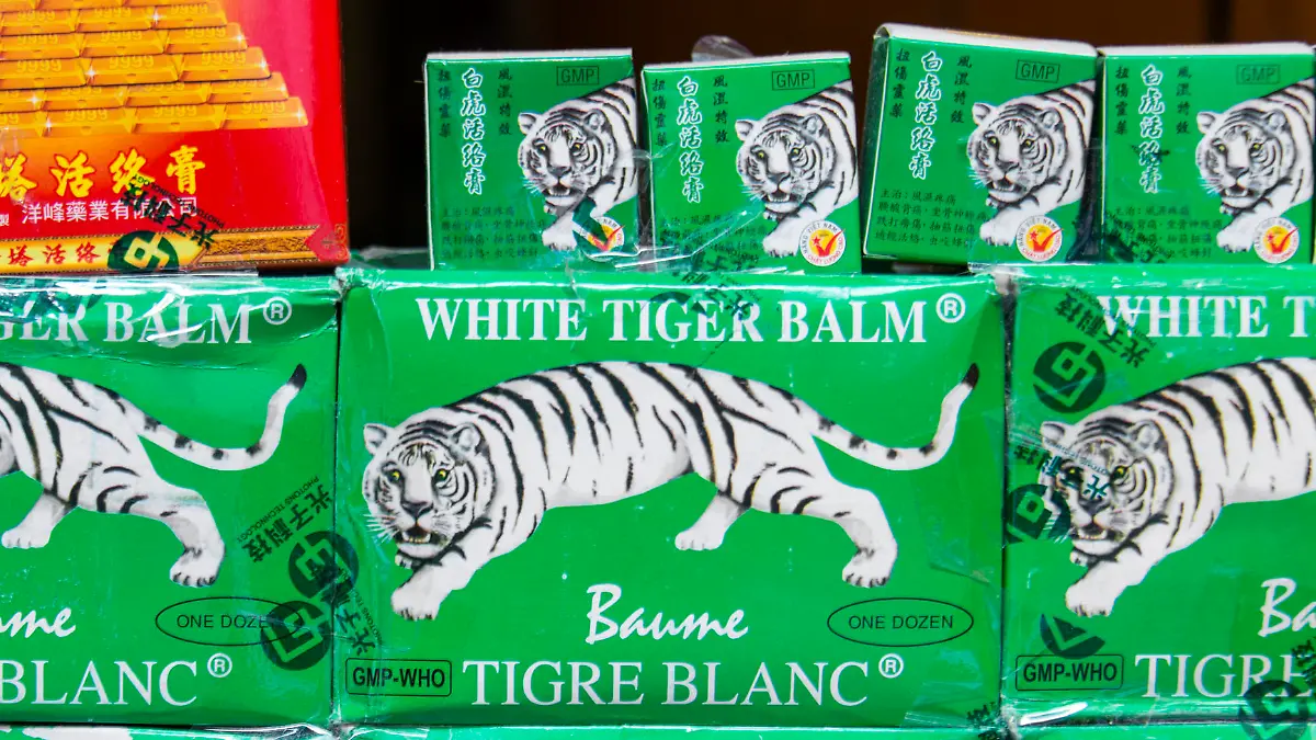 Tiger Balm: Natürliches  Schmerzmittel aus Asien