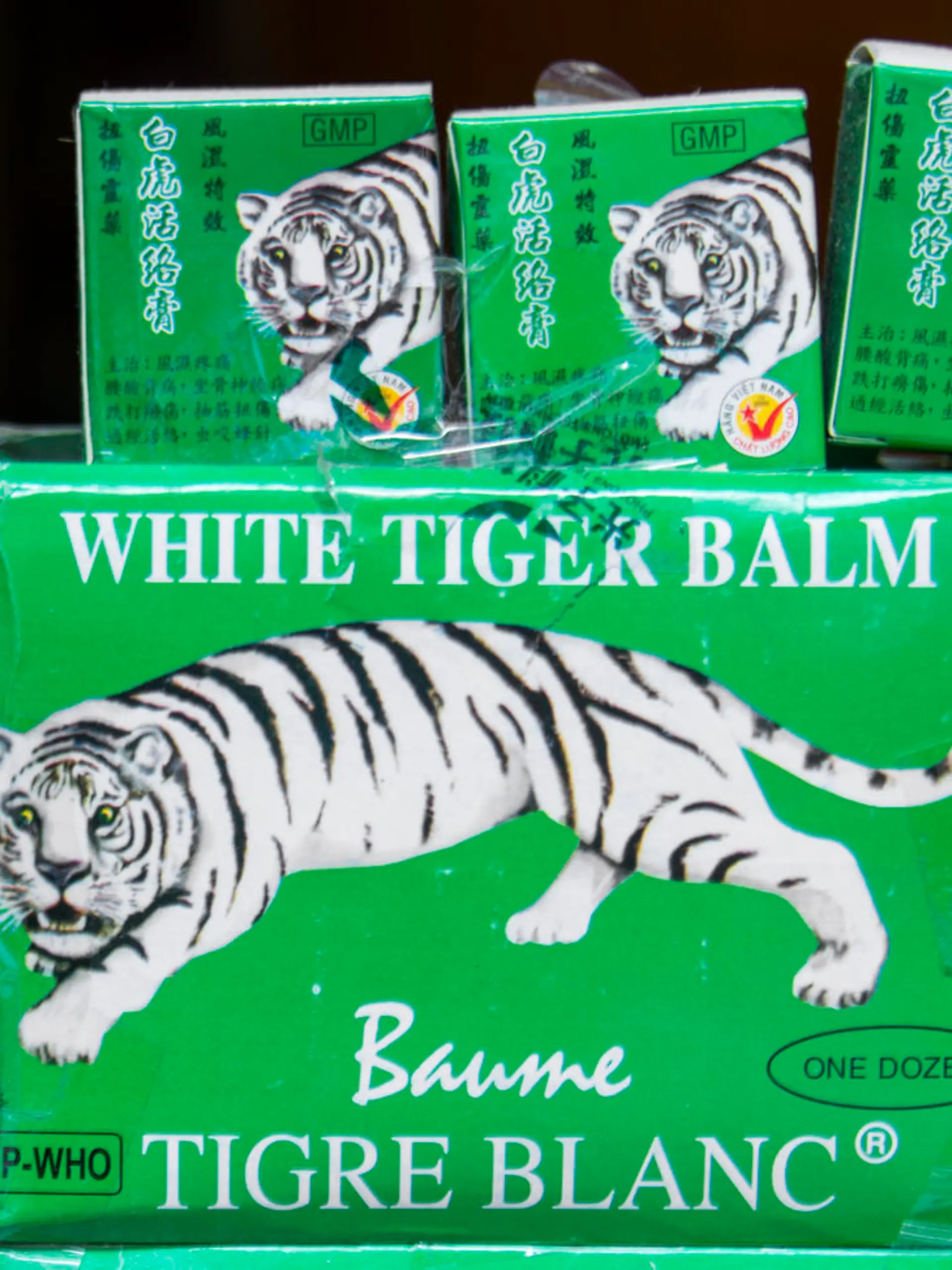 Tiger Balm: Natürliches  Schmerzmittel aus Asien