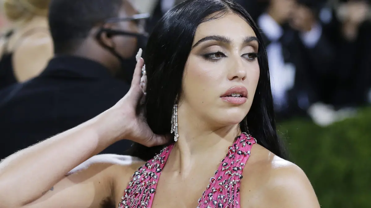  Lourdes Leon arrives on the red carpet for The Met Gala at The Metropolitan Museum of Art celebrating the opening of In America: A Lexicon of Fashion in New York City on Monday, September 13, 2021. PUBLICATIONxINxGERxSUIxAUTxHUNxONLY NYP20210913374 JOHNxANGELILLO