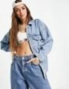 Oversize Jeansjacke von Stradivarius