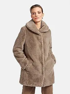 Fake-Fur-Jacke von Uta Raasch