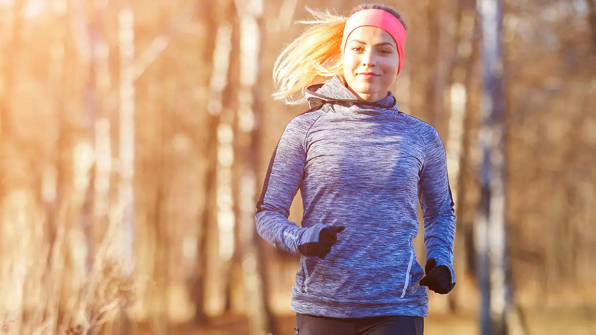 Joggen im Herbst: Gesund und sicher trainieren statt pausieren