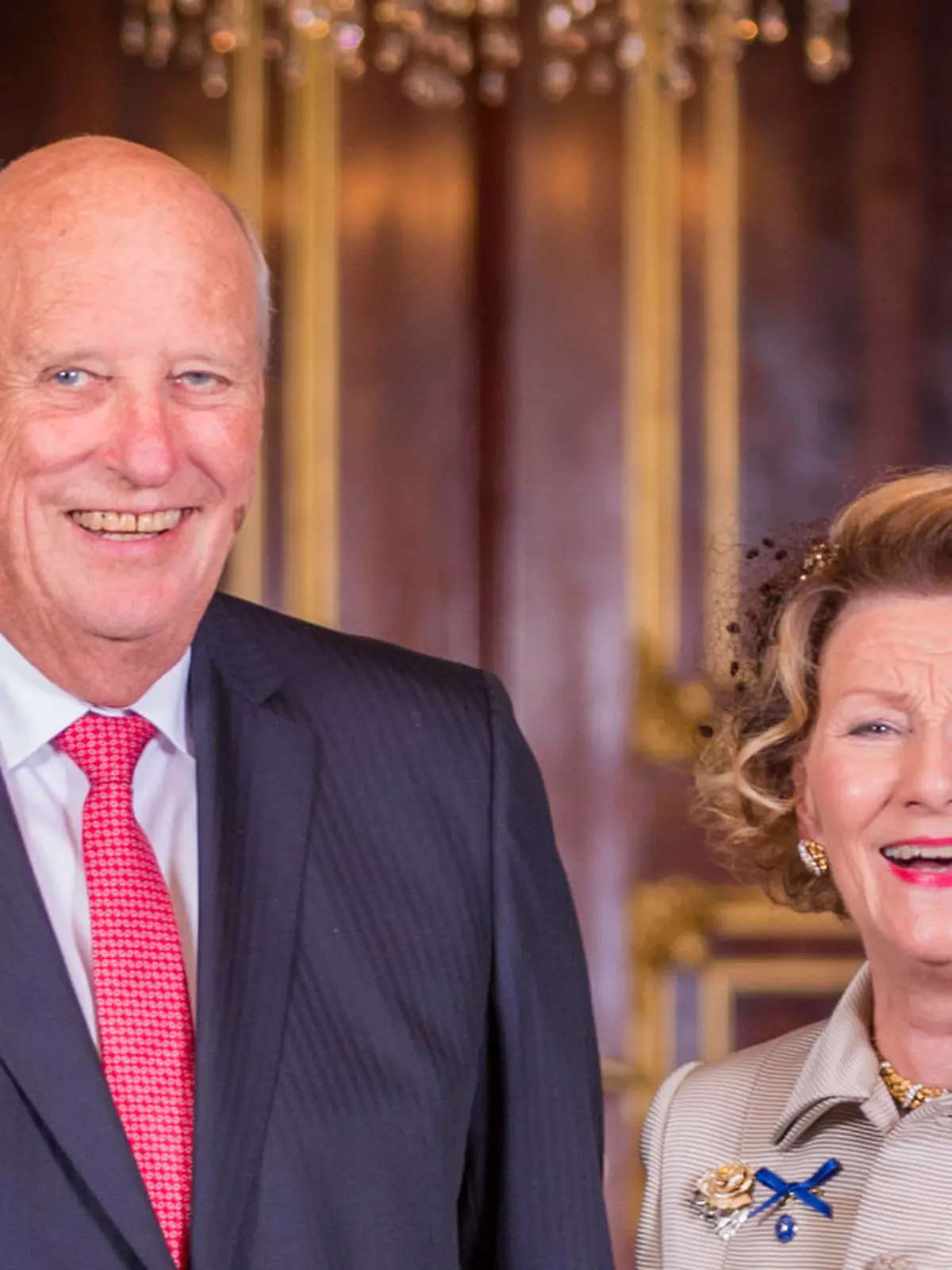 ARCHIV - 29.08.2018, Norwegen, Oslo: König Harald V. und Königin Sonja im königlichen Palast. (zu dpa: Norwegisches Königspaar wegen Corona-Fall am Hof in Quarantäne) Foto: Heiko Junge/ntb/dpa +++ dpa-Bildfunk +++