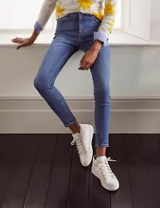 Super Röhrenjeans in mittlerem Vintageblau