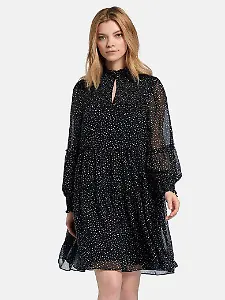 Kleid von Steffen Schraut