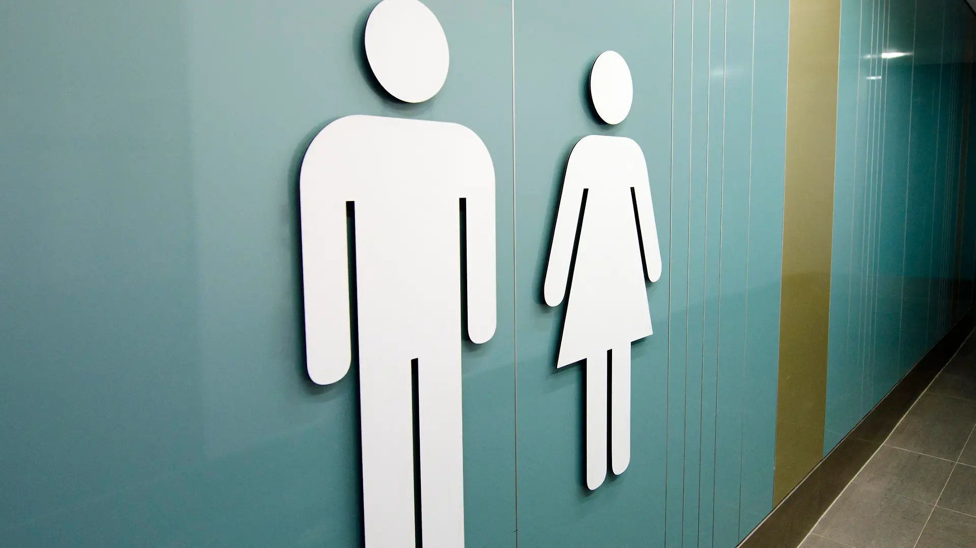 Men and women toilet signs.