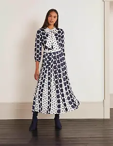 Midikleid mit Punkten
