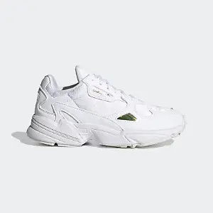 FALCON SCHUH Cloud White / Cloud White / Gold Metallic