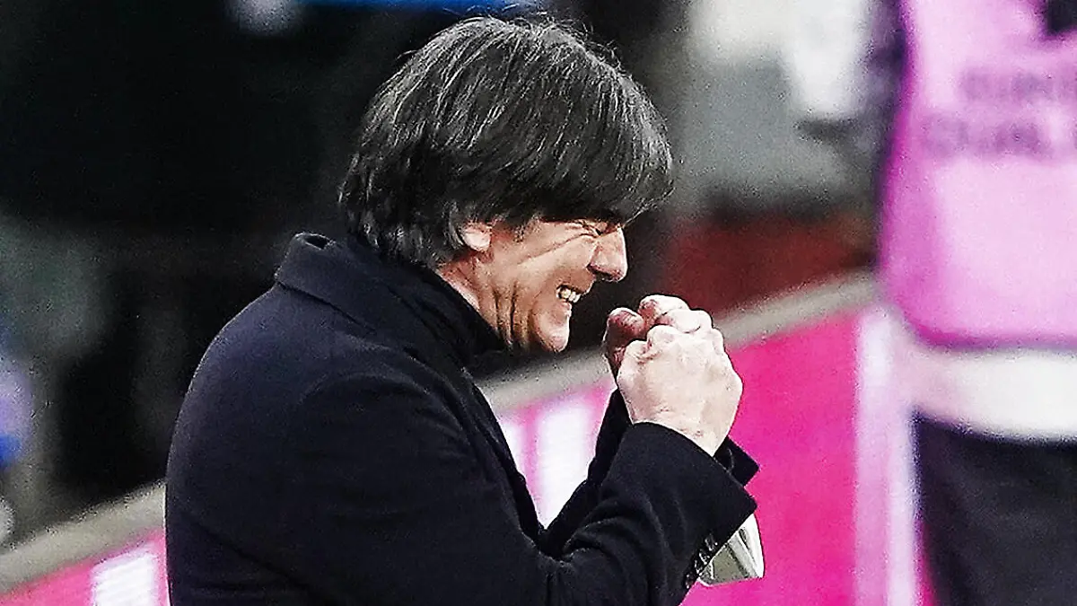Fußball, WM-Quali, Rumänien - Deutschland DFB headcoach Joachim Jogi LOEW, LÖW, in the match ROMANIA - GERMANY Rumänien - Deutschland Qualification for World Championships 2022, WM Quali, Season 2020/2021, March 28, 2021 in Bucharest, Bukarest, Romania.