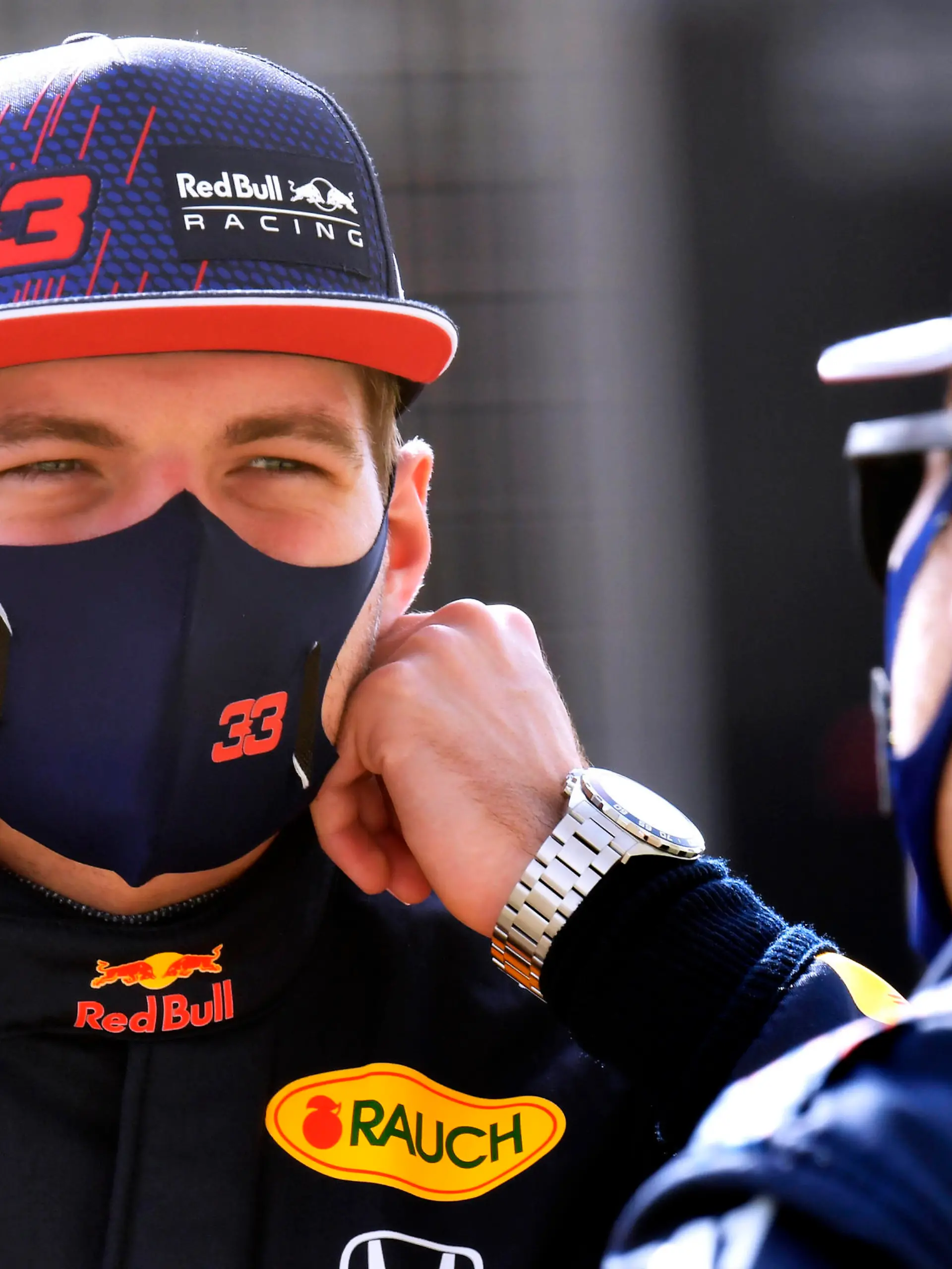 Max Verstappen (li.) und Sergio Perez