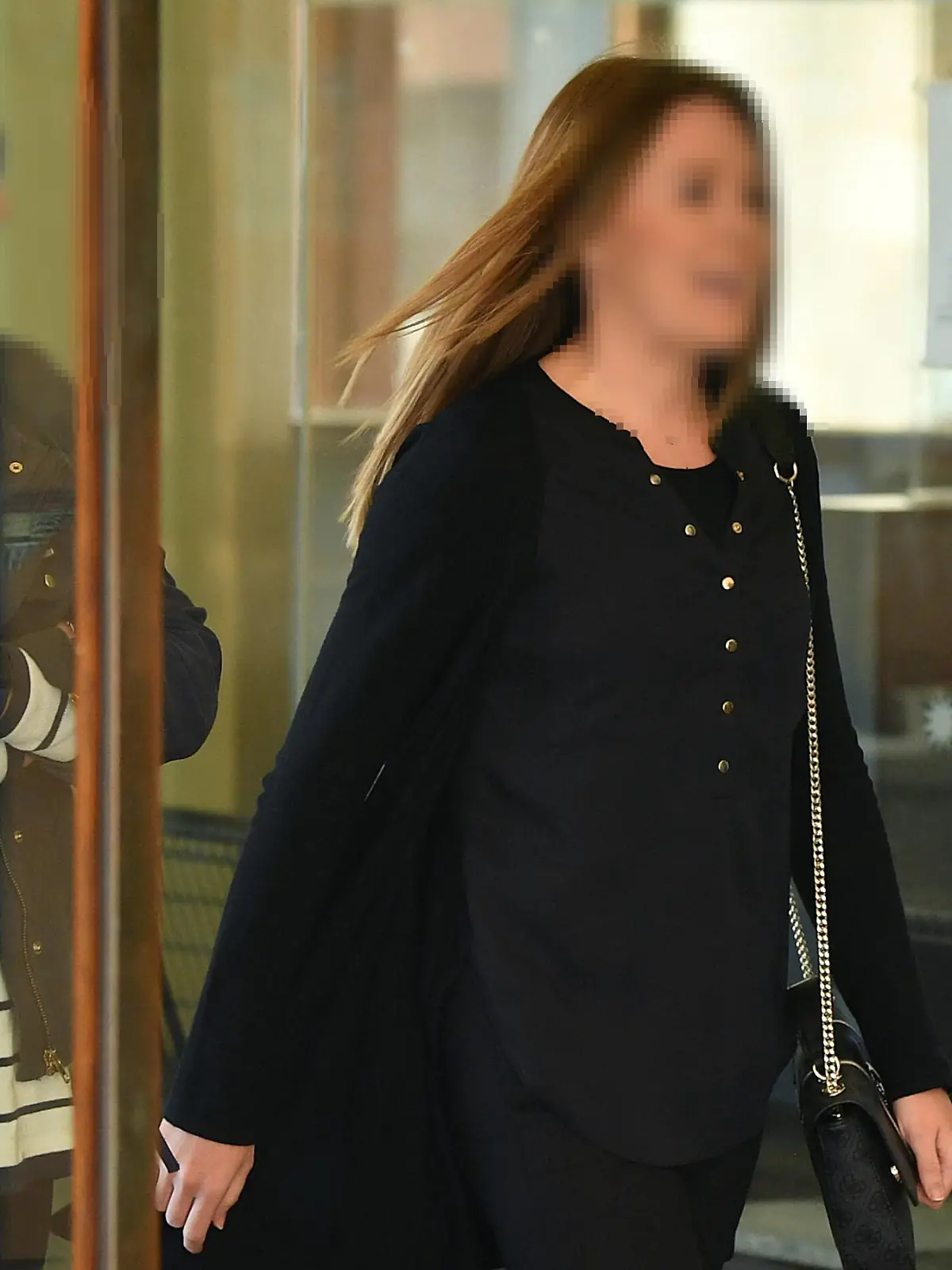 Auf Weg zum Gericht: Monica Young gestand Sex mit einem Schüler gehabt zu haben.
