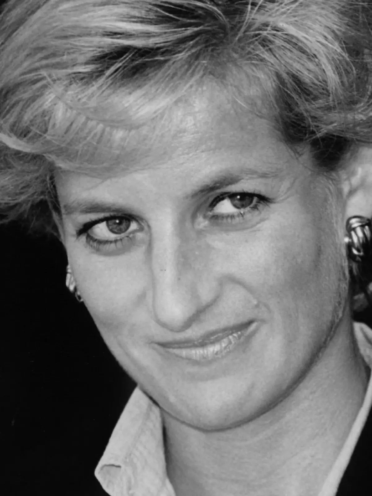 Prinzessin Diana, die geschiedene Frau des britischen Thronfolgers, Prinz Charles, am 16.1.1997 in Luanda/Angola.