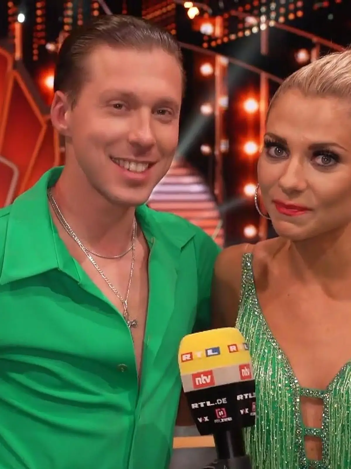 Valentin Lusin und Valentina Pahde sprechen nach der achten "Let's Dance"-Show über ihren Charleston.
