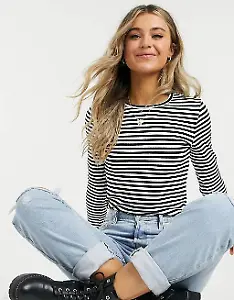 Pieces – Langärmliges Streifen-Shirt