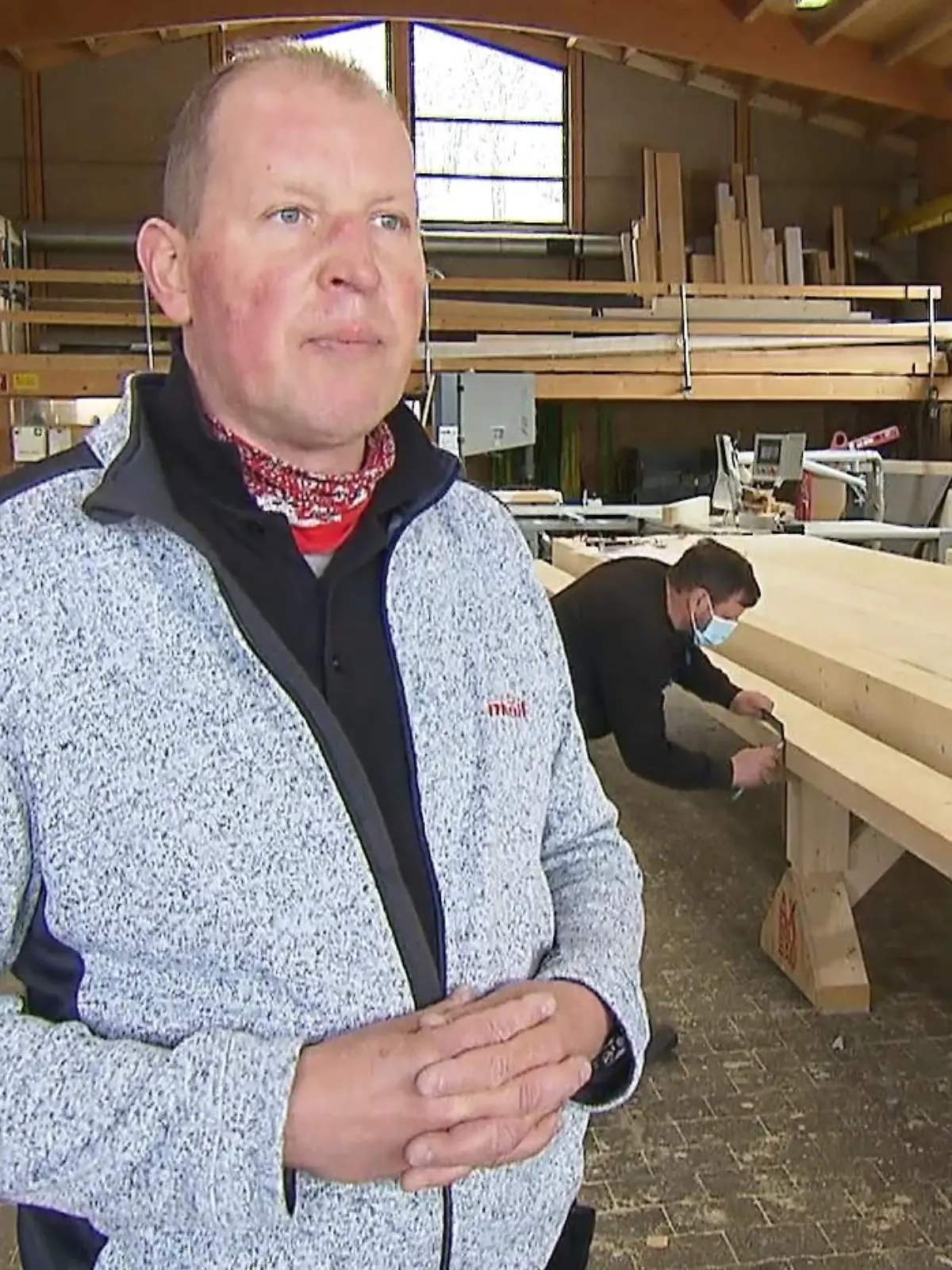 Bild zu: "Schreiner hamstern Holz wie Klopapier"