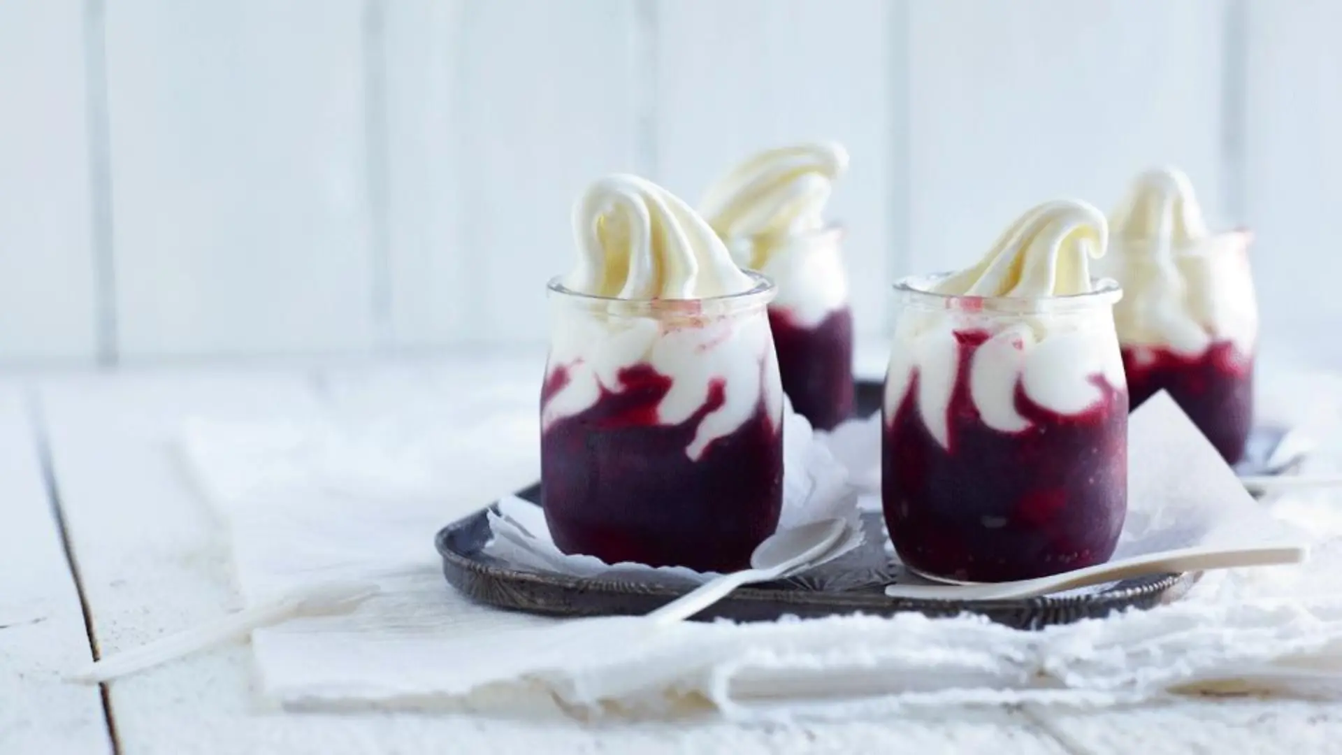 „Bestes Eis selbst gemacht“ von Andreas Neubauer und Oliver Brachat