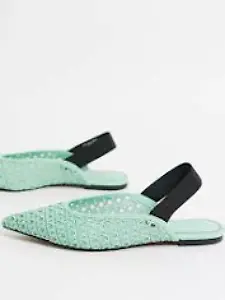 Louie von Asos Design