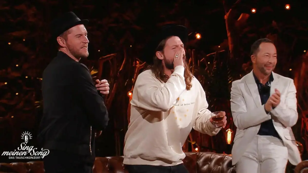 Johannes Oerding, Ian Hooper und DJ BoBo jubeln Nura zu – mit so einer sexy Performance haben die Herrschaften nicht gerechnet.