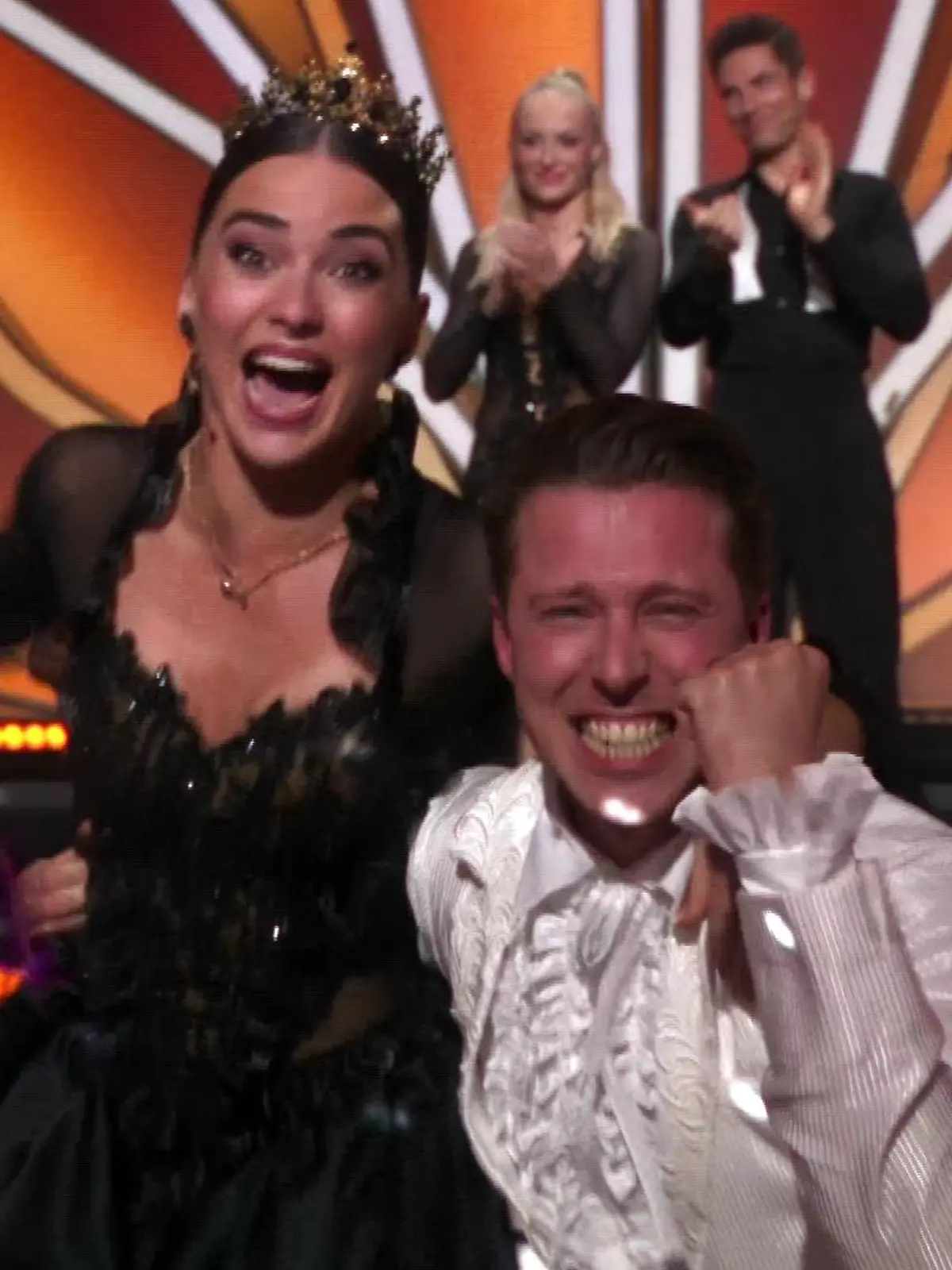 Ehepaar Renata und Valentin Lusin holen sich den Sieg bei der "Let's Dance"-Profi-Challenge