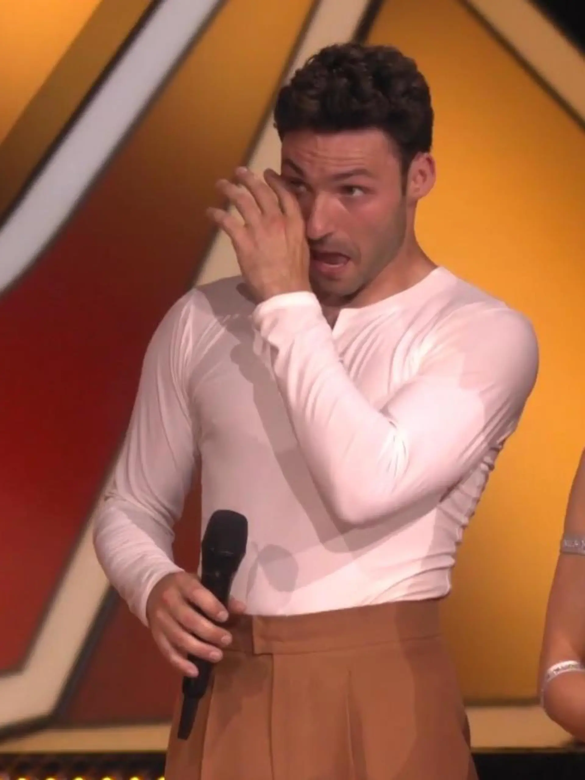 Robert Beitsch verbschiedet sich mit Tänchen bei "Let's Dance"