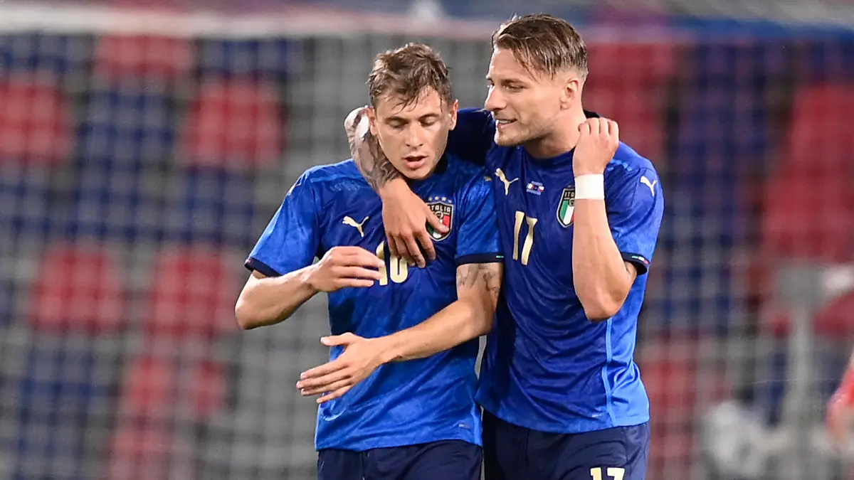 Photo LaPresse - Fabio Ferrari June 04, 2021 Bologna, Italy soccer Italy vs Czech Republic - Friendly match - Dall Ara Stadium of Bologna. In the pic:Nicol Barella Italy celebrates after gol 2-0 with Ciro Immobile Italy PUBLICATIONxNOTxINxITAxFRAxCHN Copyright: xFabioxFerrari/LaPresex