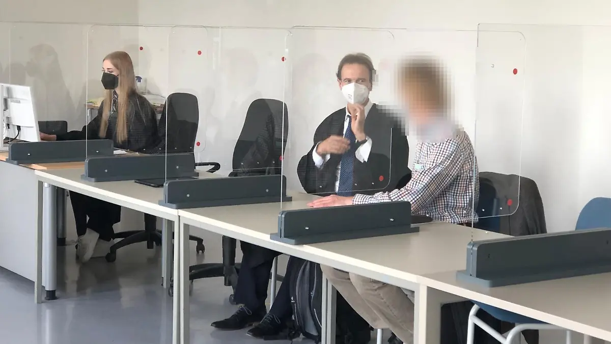 Prozess vor dem Amtsgericht Altona. Es geht um sexuellen Missbrauch im Schwimmbad.
