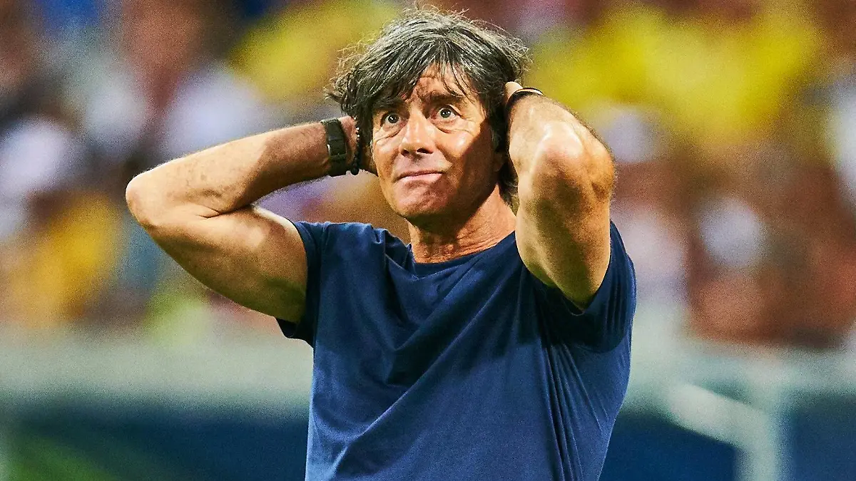  Bilder des Tages - SPORT WM 2018, Deutschland - Schweden Germany - Sweden, Soccer, Sochi, June 23, 2018 DFB headcoach Joachim Jogi LOEW, LÖW,Emotions, feelings, reaction, anger, furious, scream, rage, action, aggressive, aggression, GERMANY - SWEDEN FIFA World Cup WM Weltmeisterschaft Fussball 2018 RUSSIA, Group F, Season 2018/2019, June 23, 2018 Fisht Olympic Stadium in Sotchi, Russia. Photo: MAGICS / Peter Schatz