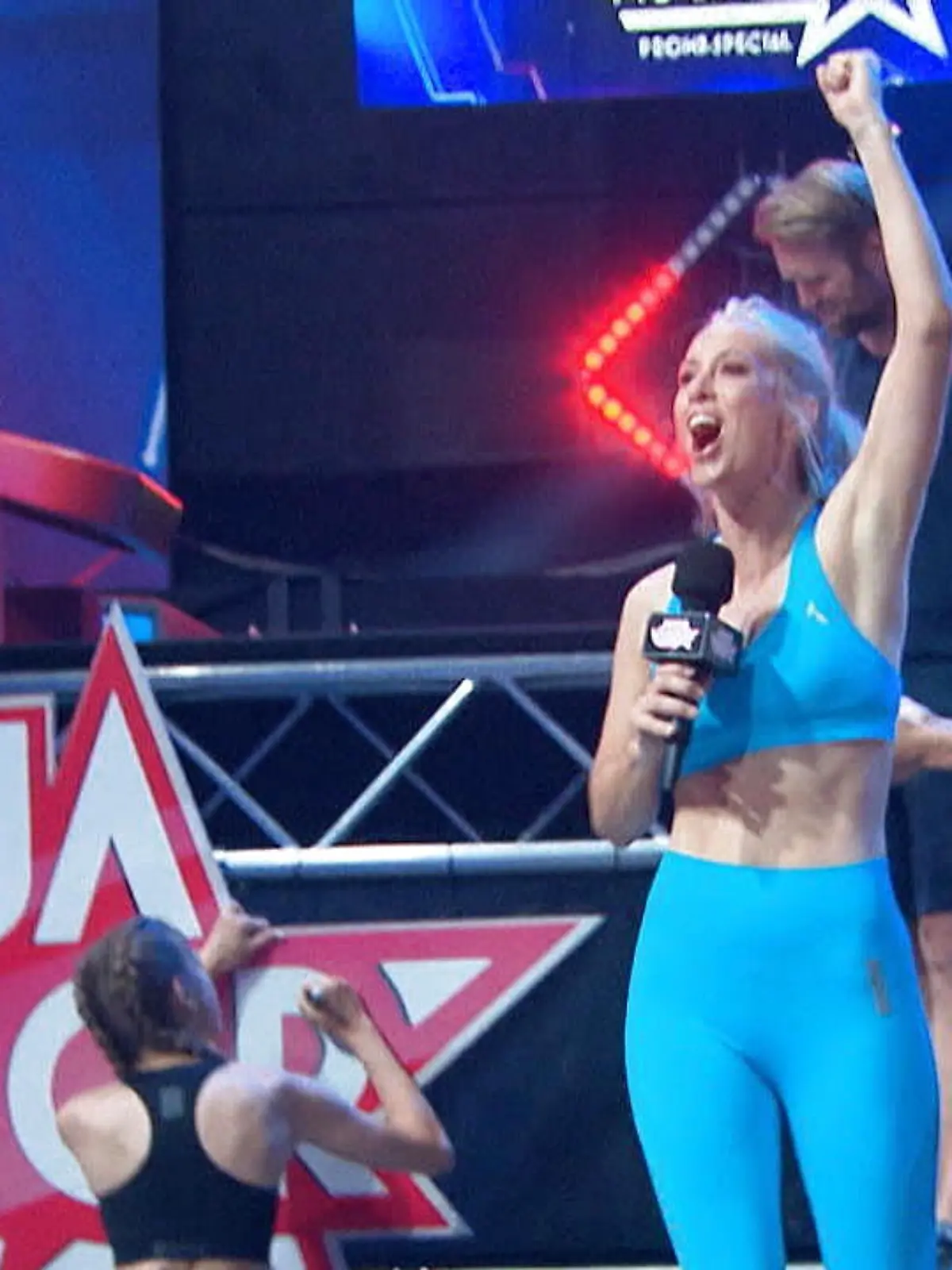 Angela Finger-Erben wagt sich mit vielen weiteren Promis für den guten Zweck in den „Ninja Warrior“-Parcours.