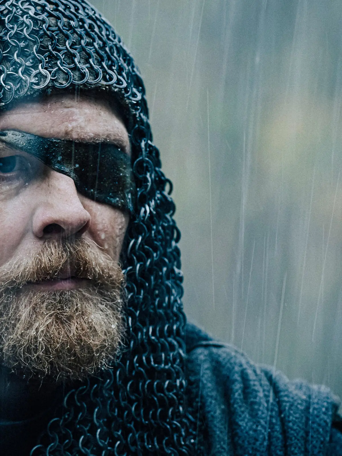 Gijs Naber als Hagen von Tronje in der spektakulären Nibelungen-Verfilmung „Hagen“