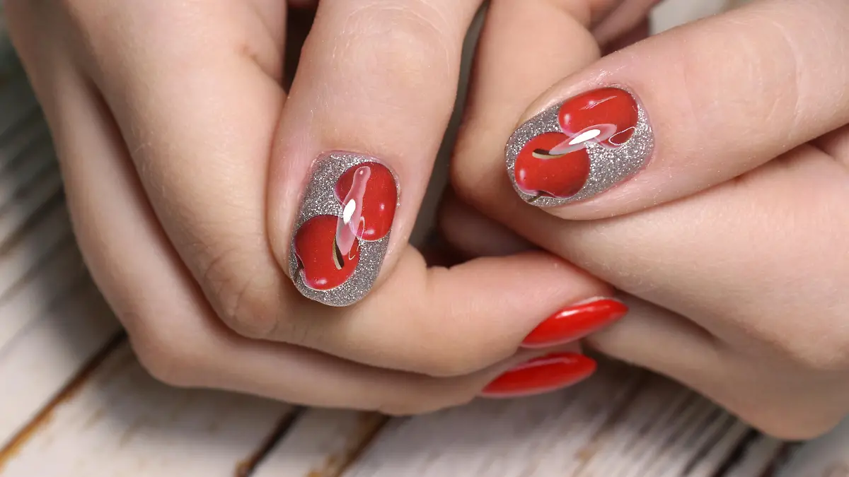 beautiful gel lacquer manicure
