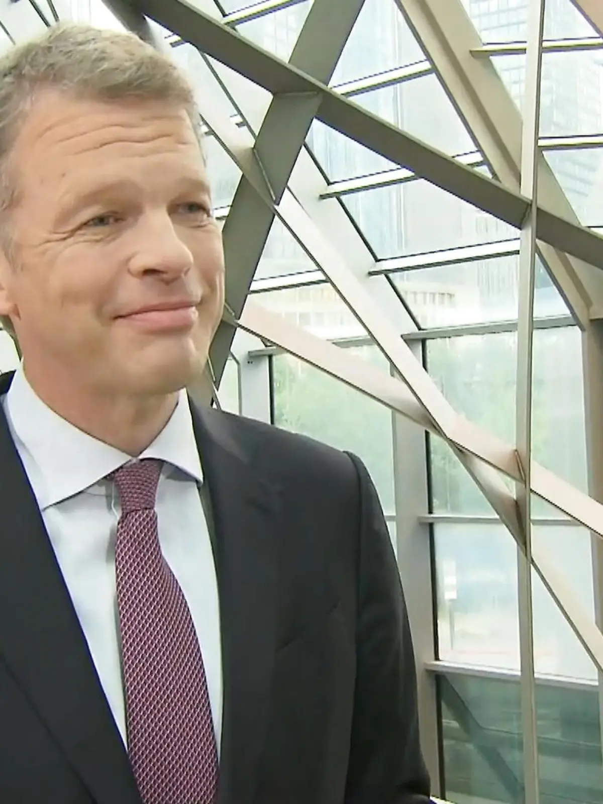 Bild zu: "Deutsche Bank will Preise anpassen"