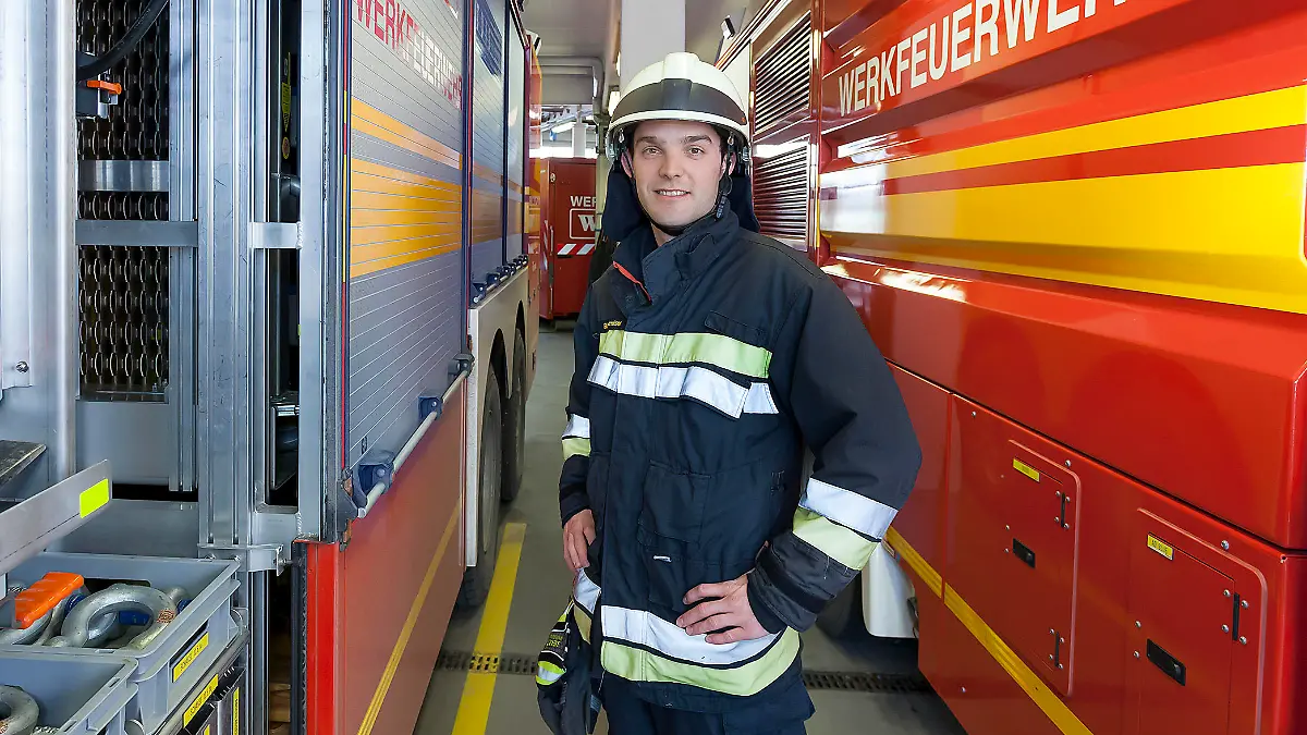 Portrait, Stefan Bürgermeister, Staatspreis der Bayerischen Staatsregierung für Meisterprüfung in Elektrotechnik, Werkfeuerwehr Burghausen