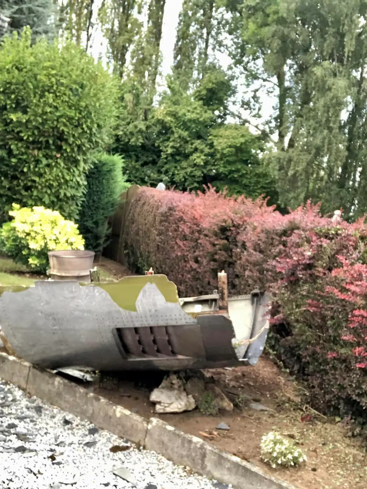 Flugzeugteil stürzt auf Wohnhaus Belgien