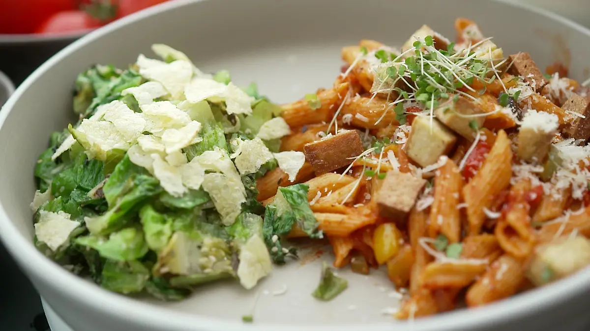 Vegetarische Gerichte vom Grill sind eine außergewöhnliche Alternative zu Bratwurst und Steak.