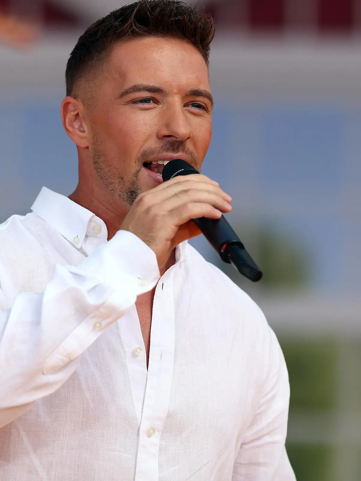  Immer wieder sonntags 2022-11 Deutscher Schlagersänger und DSDS-Sieger 2020 Ramon Roselly anlässlich der ARD-Unterhaltungsshow Immer wieder sonntags im Wasserpark Rulantica, Rust. TV-Aufzeichnung und Live-Übertragung vom 28.08.2022 aus Rust, Deutschland. *** Immer wieder sonntags 2022 11 German pop singer and DSDS winner 2020 Ramon Roselly on the occasion of the ARD entertainment show Immer wieder sonntags in the water park Rulantica, Rust TV recording and live broadcast of 28 08 2022 from Rust, Germany