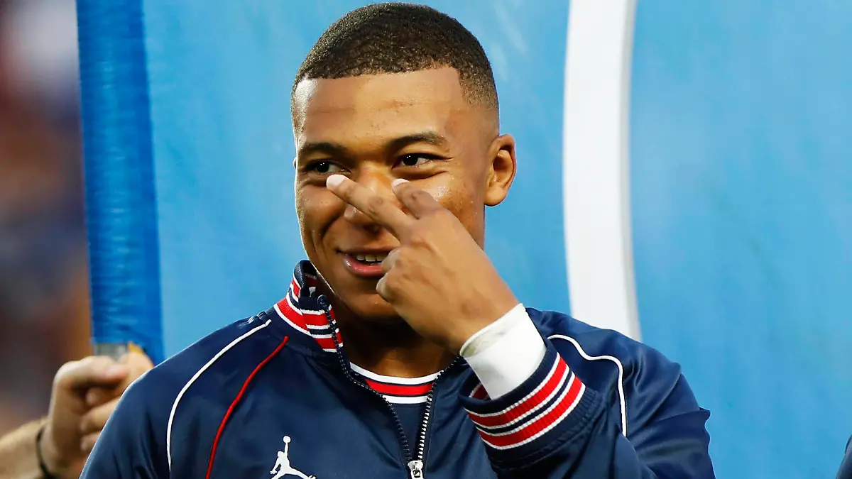 Paris Saint Germain v RC Strasbourg - Ligue 1 Uber Eats Paris Saint-Germain s French forward Kylian Mbappe during the French L1 football match between Paris Saint-Germain and Racing Club Strasbourg at the Parc des Princes stadium in Paris on August 14, 2021. Paris France taamallah-notitle210814_np9Ma PUBLICATIONxNOTxINxFRA Copyright: xMehdixTaamallahx